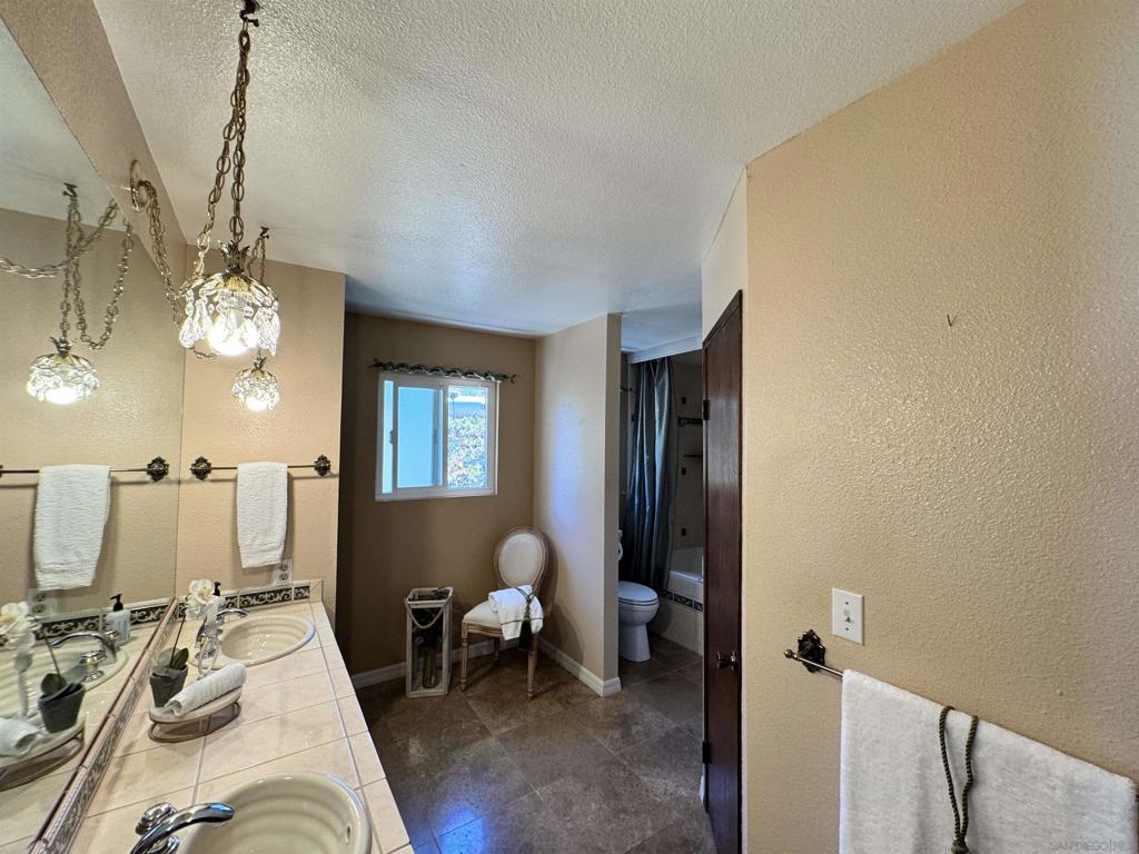 MLS #250026892SD image #35