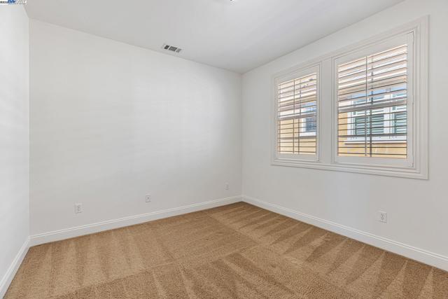 3579 Rimini Ln, Dublin CA: https://media.crmls.org/mediaz/e0549047-329a-42be-9475-24281a0746eb.jpg