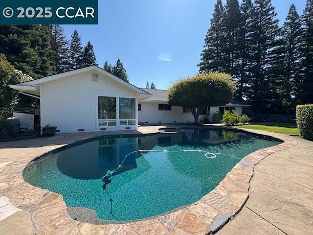 1901 Park Meadow, Alamo CA: https://media.crmls.org/mediaz/e0551198-5713-4386-98b4-de45bcc690f6.jpg