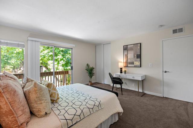 125 Connemara Way, Sunnyvale CA: https://media.crmls.org/mediaz/e055354a-5684-4fc4-851c-349b57652943.jpg