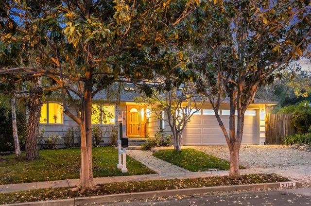 3113 Granger Way, Redwood City CA: https://media.crmls.org/mediaz/e0558394-5630-43e3-9055-b27fab903745.jpg