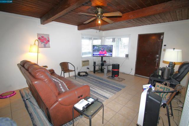 Image 3 of 20 For 69 Beach Dr  