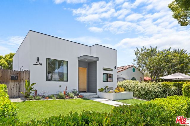 3170 Glenmanor Place, Los Angeles CA: https://media.crmls.org/mediaz/e0571e21-b28b-4227-9c78-4eaf0613de90.jpg
