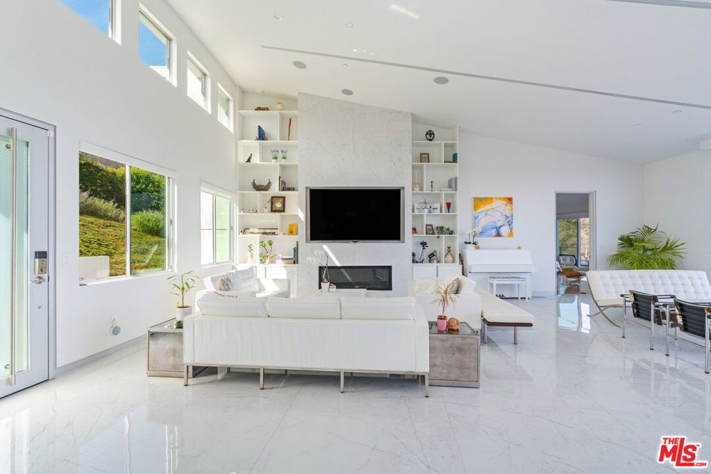 MLS #26875897 image #9