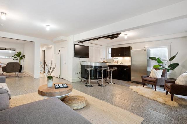 1308 Montero Avenue, Burlingame CA: https://media.crmls.org/mediaz/e057bb67-bb86-4b5a-942a-f411d632c7e0.jpg