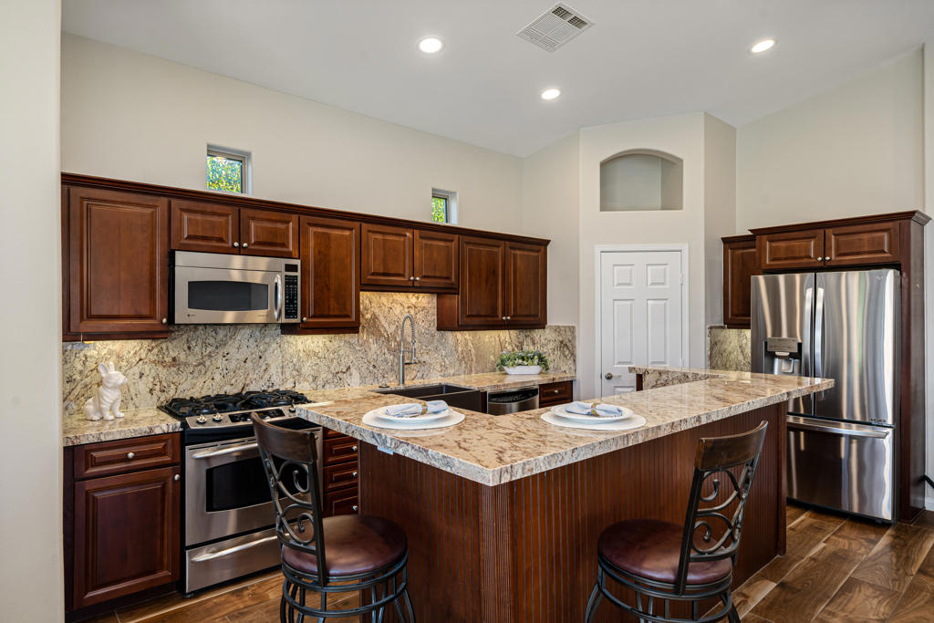 MLS #219139251DA image #14