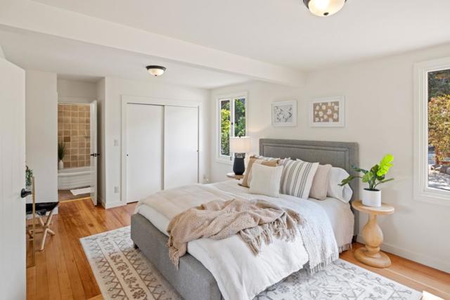 18 Upper Circle, Carmel Valley CA: https://media.crmls.org/mediaz/e05998a9-cafb-4cab-b8cc-26b66e81069c.jpg