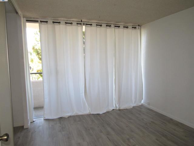 3909 Stevenson Blvd, Fremont CA: https://media.crmls.org/mediaz/e059d0e9-84ef-4f7d-9587-d51ed84c6ff4.jpg