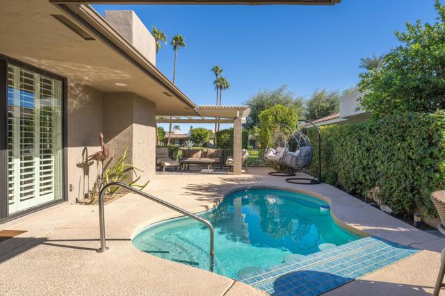 2 Whittier Court, Rancho Mirage, CA 92270
