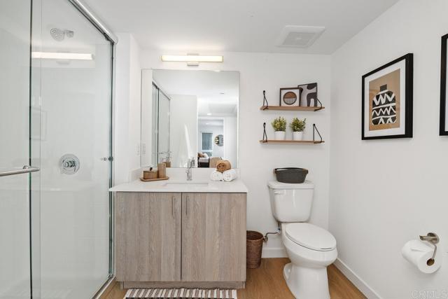 Image 4 of 7 For 2426 Fourth Avenue 307