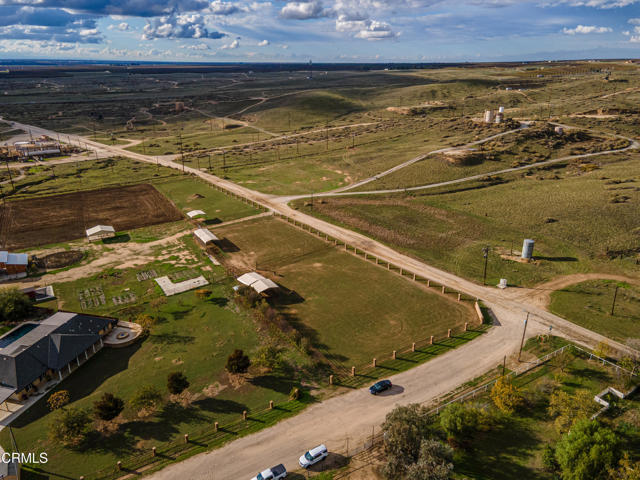 Detail Gallery Image 67 of 75 For 102 Anna Ln, Bakersfield,  CA 93308 - 7 Beds | 5 Baths