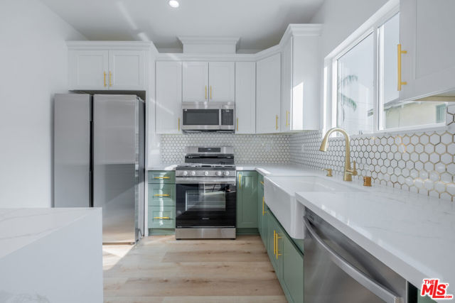 11488 Erwin Street, North Hollywood CA: https://media.crmls.org/mediaz/e05b0198-c8e0-42bb-af99-7b928cb34928.jpg
