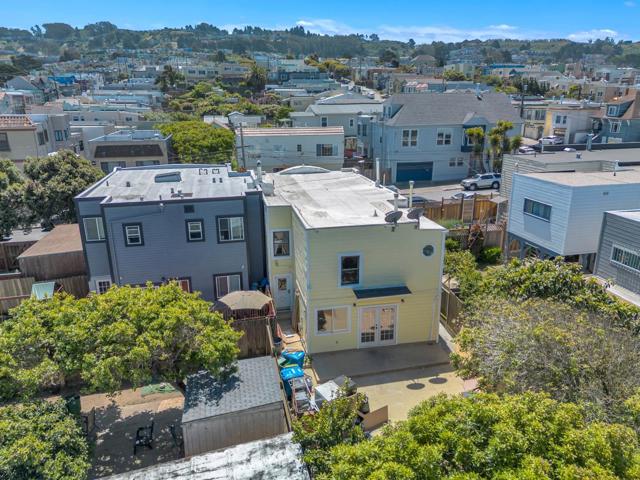 32 Cross Street, San Francisco CA: https://media.crmls.org/mediaz/e05b2520-f5ee-4cfc-81eb-91d7492772e6.jpg