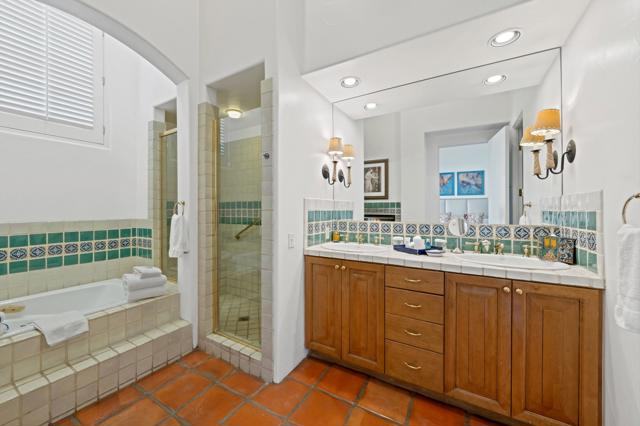 77500 Vista Flora, La Quinta CA: https://media.crmls.org/mediaz/e05b40ea-4fcb-433d-8641-5a6195592c59.jpg