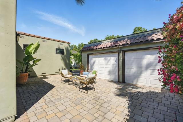 1121 Laurie Avenue, San Jose CA: https://media.crmls.org/mediaz/e05bacf3-000e-488d-b0c9-4c8d69c6918e.jpg