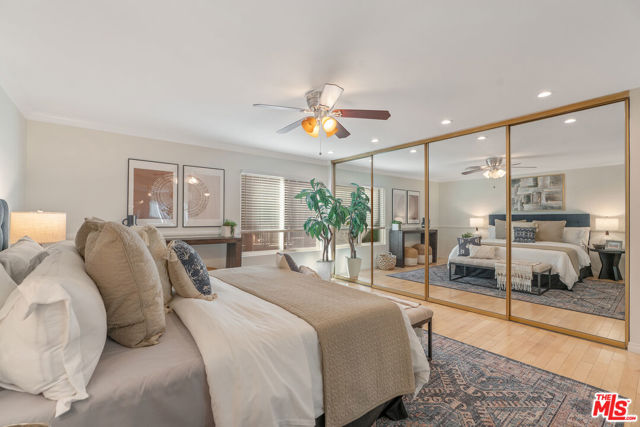 4350 Via Dolce, Marina del Rey CA: https://media.crmls.org/mediaz/e05d8a39-7f39-44a1-a7b4-e391f2bec0a7.jpg