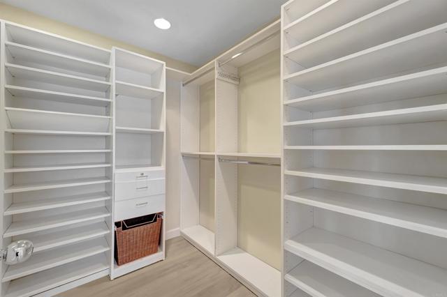 Detail Gallery Image 21 of 44 For 509 W Balboa Bld, Newport Beach,  CA 92661 - 3 Beds | 3/1 Baths