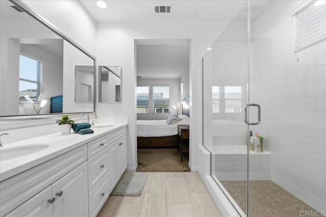 Detail Gallery Image 20 of 52 For 1184 Calle Oroblanco #3,  Chula Vista,  CA 91913 - 3 Beds | 3 Baths