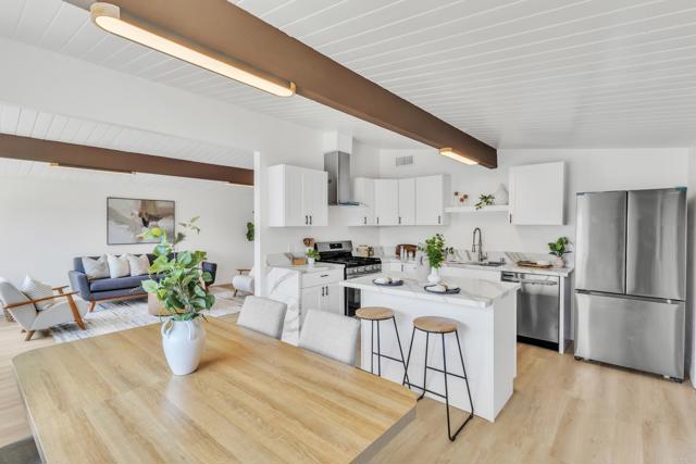 9850 Arapaho St, Spring Valley CA: https://media.crmls.org/mediaz/e05e623b-f7f7-4aa5-b30b-7124419925fc.jpg