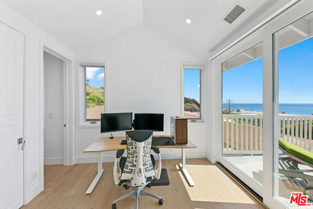 Drew Fenton | 25157 Malibu Road Malibu CA | MLS: 7351217