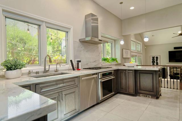 6892 Villagewood Way, San Jose CA: https://media.crmls.org/mediaz/e05eb778-0211-4b75-bf6f-5c8008a7cbdf.jpg