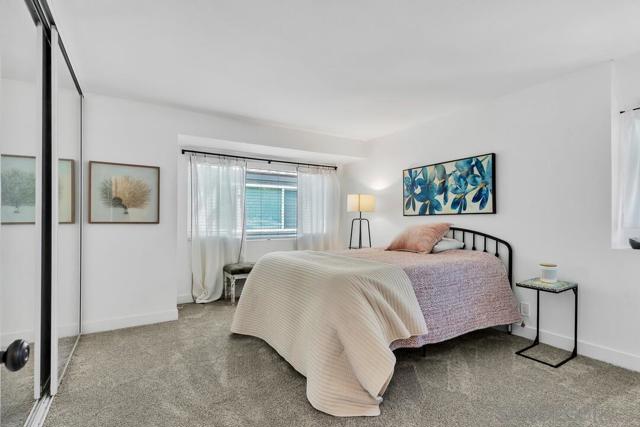 8515 Villa La Jolla Drive, La Jolla CA: https://media.crmls.org/mediaz/e05ef277-1b0c-426b-9d7b-704d85c99422.jpg