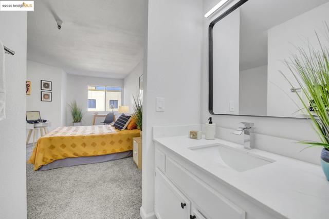 Image 26 of 45 For 545 Pierce St  2410