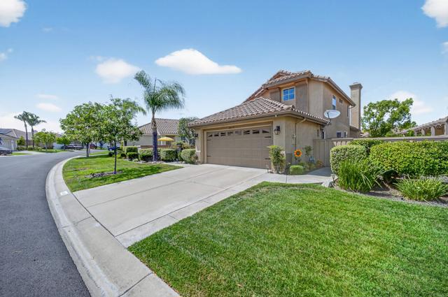 Detail Gallery Image 2 of 28 For 40455 via Tapadero, Murrieta,  CA 92562 - 3 Beds | 2/1 Baths
