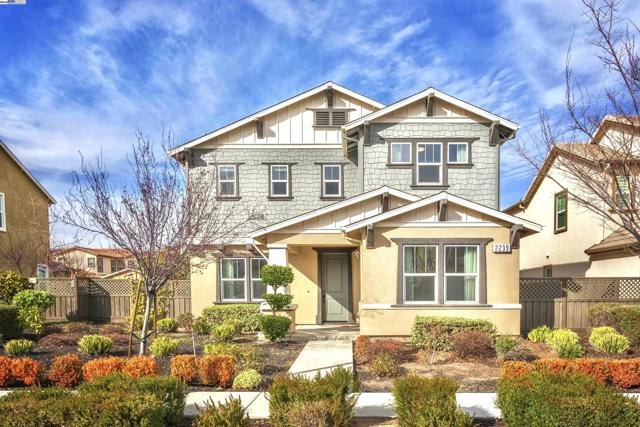 2239 Jessica Way, Tracy CA: https://media.crmls.org/mediaz/e0620169-c63a-4ff0-b581-3462a256defa.jpg