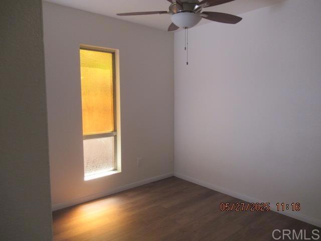 1450 Melrose Avenue, Chula Vista CA: https://media.crmls.org/mediaz/e0633edf-2804-4947-b1d6-bc860fd7574f.jpg