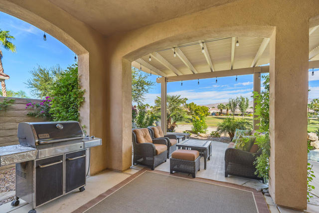 81126 Avenida Lorena, Indio CA: https://media.crmls.org/mediaz/e063d0fb-0e73-4b47-9aa4-3f2710ea7777.jpg