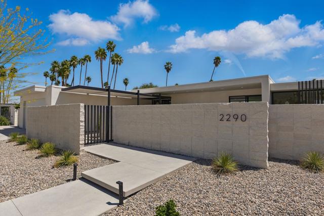2290 S Yosemite Drive, Palm Springs CA: https://media.crmls.org/mediaz/e063e0d6-7247-4857-b11b-88b38fbb839f.jpg
