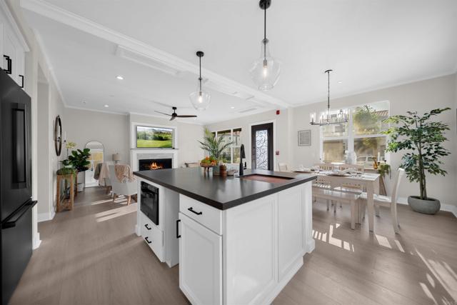 Image 9 of 59 For 812 Cleveland Street 1