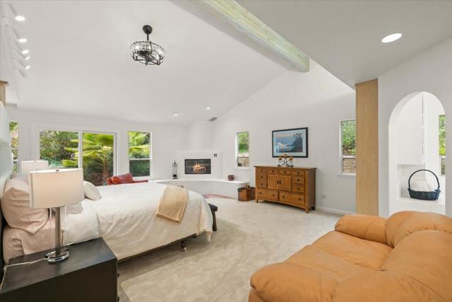 8103 Crestview Court, Gilroy CA: https://media.crmls.org/mediaz/e06527e4-a6a2-43d1-91c2-1764e48abe0c.jpg