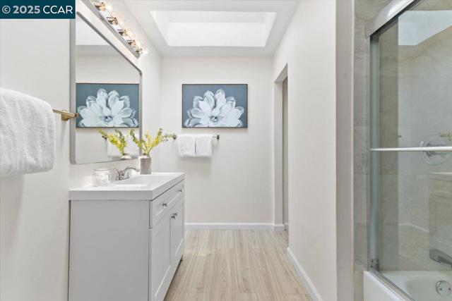 1578 Dianda Dr, Concord CA: https://media.crmls.org/mediaz/e0662132-bed9-447e-b93d-308ea7c8fbaf.jpg