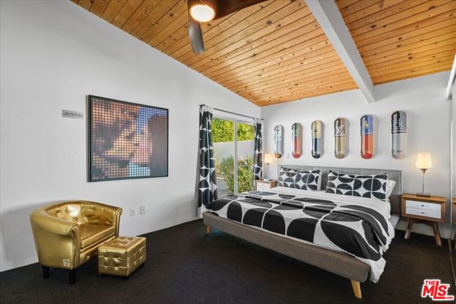 888 E Janet Circle, Palm Springs CA: https://media.crmls.org/mediaz/e066391d-a7a8-4acb-9e6b-85f84a72162f.jpg