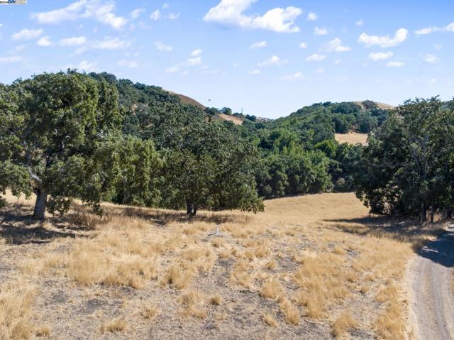 Image 22 of 24 For 0 Higuera Highland Lane