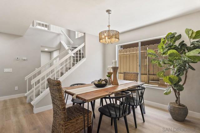 8691 Park Run Rd, San Diego CA: https://media.crmls.org/mediaz/e0688865-ea06-47d4-a68a-9994f7857fa7.jpg