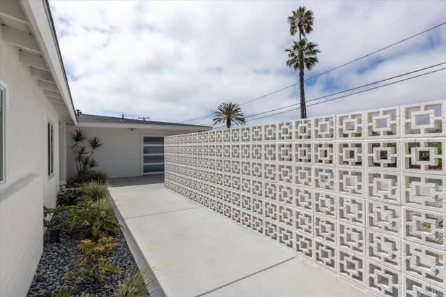 Detail Gallery Image 38 of 40 For 725 Cathy Ln, Cardiff By The Sea,  CA 92007 - 4 Beds | 2/1 Baths