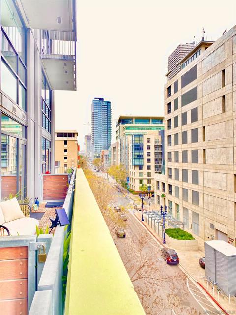 350 11th Avenue, San Diego CA: https://media.crmls.org/mediaz/e0696807-24c2-4497-937c-ec9d6d2da9e8.jpg