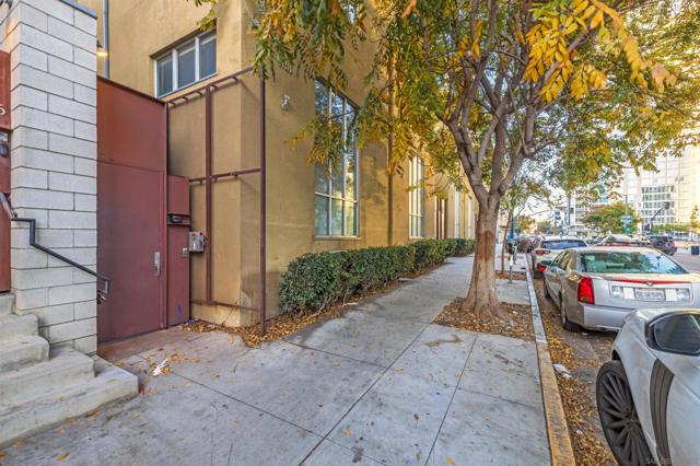 908 G St, San Diego, California 92101, 1 Bedroom Bedrooms, ,1 BathroomBathrooms,Condominium,For Sale,G St,250001120SD