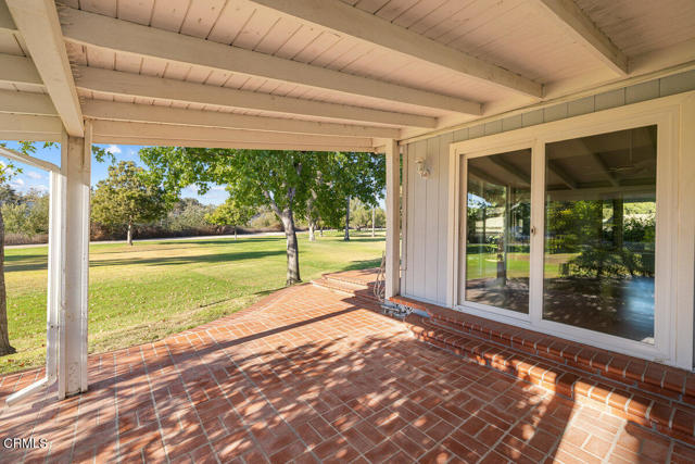 232 Talud Terrace Terrace, Camarillo CA: https://media.crmls.org/mediaz/e069aed2-8c3b-4285-a1b6-b521e5949ca4.jpg