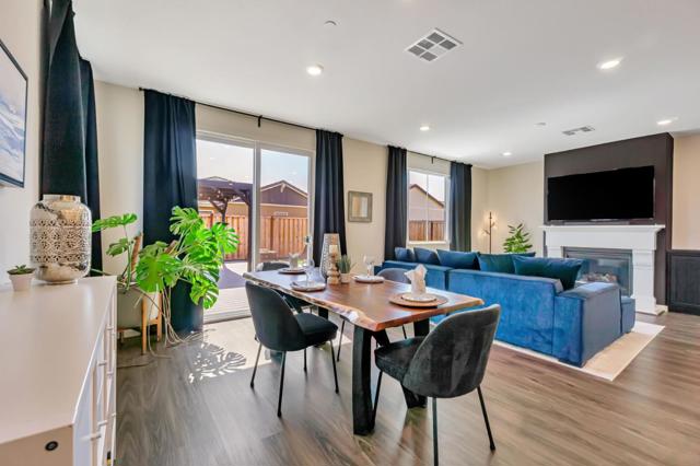 414 Ledro Way, Oakley CA: https://media.crmls.org/mediaz/e069c5a7-1dc4-4002-b401-6ed0806fb2e2.jpg