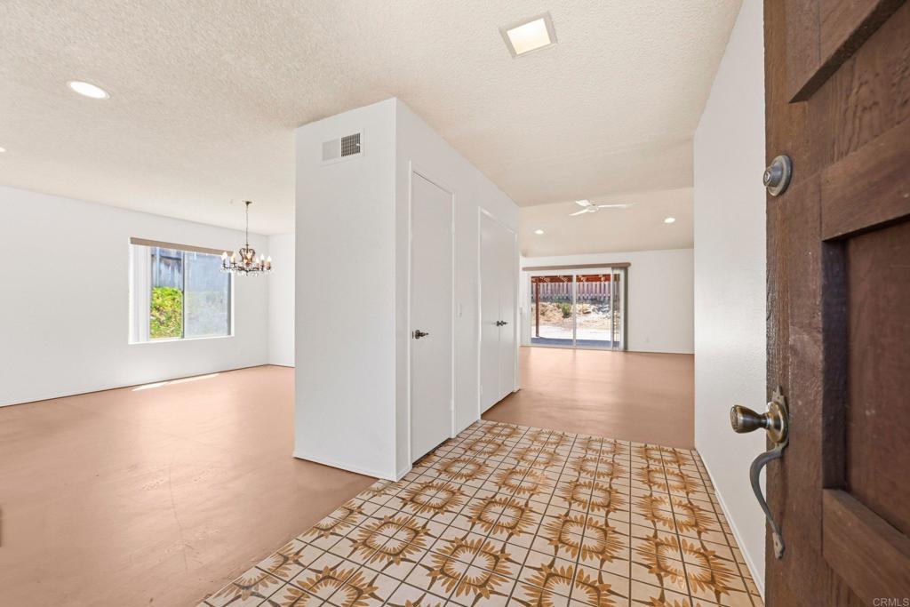 601 Cerro Street - photo 2