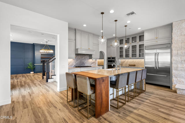 Detail Gallery Image 9 of 57 For 4173 Caribbean St, Oxnard,  CA 93035 - 4 Beds | 3 Baths