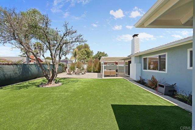 972 Maria Way, Chula Vista CA: https://media.crmls.org/mediaz/e06ae2e3-a346-493f-a81d-344cf811d6b2.jpg