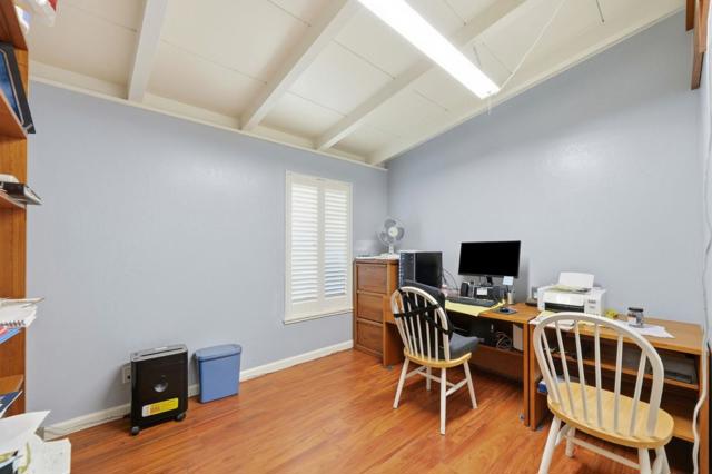 1863 Sarasota Way, San Jose CA: https://media.crmls.org/mediaz/e06ae461-2c64-427f-b290-afc98e342e27.jpg