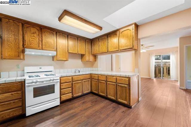 37391 Mission Blvd, Fremont CA: https://media.crmls.org/mediaz/e06cbef2-9452-43cd-84aa-ca77cadd347c.jpg
