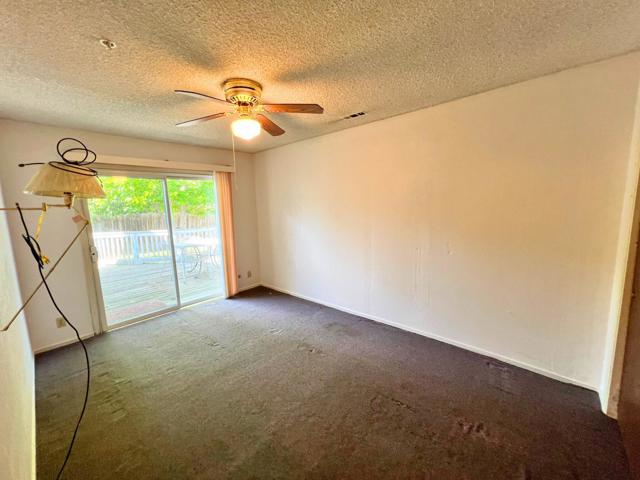 3025 Monticello Dr, Stockton CA: https://media.crmls.org/mediaz/e06ceec9-3e5a-4f7e-b96b-e2b0d1b45fe5.jpg