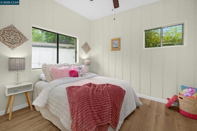 2326 Estrella Ct, Pinole CA: https://media.crmls.org/mediaz/e06d2572-3434-4de7-907a-a5a71d56da9f.jpg